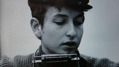 Young bob dylan grayscale