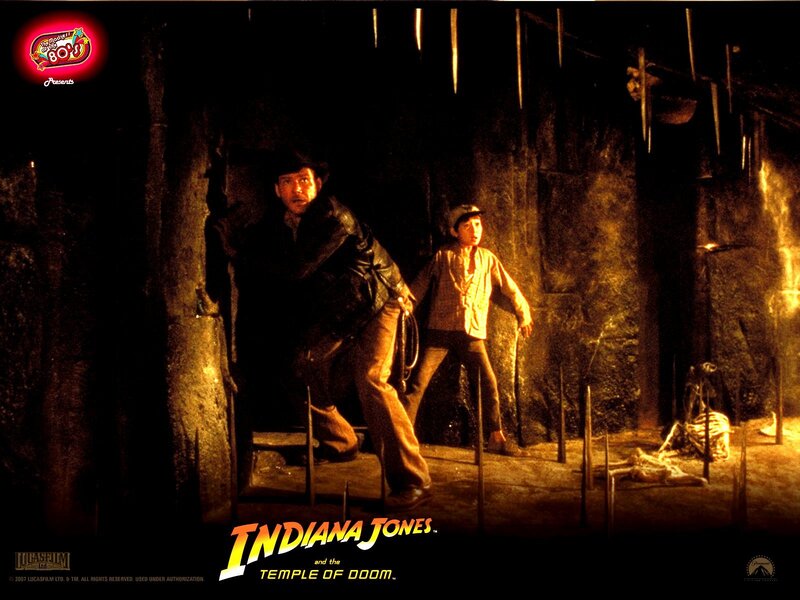 Indiana Jones in a dark temple