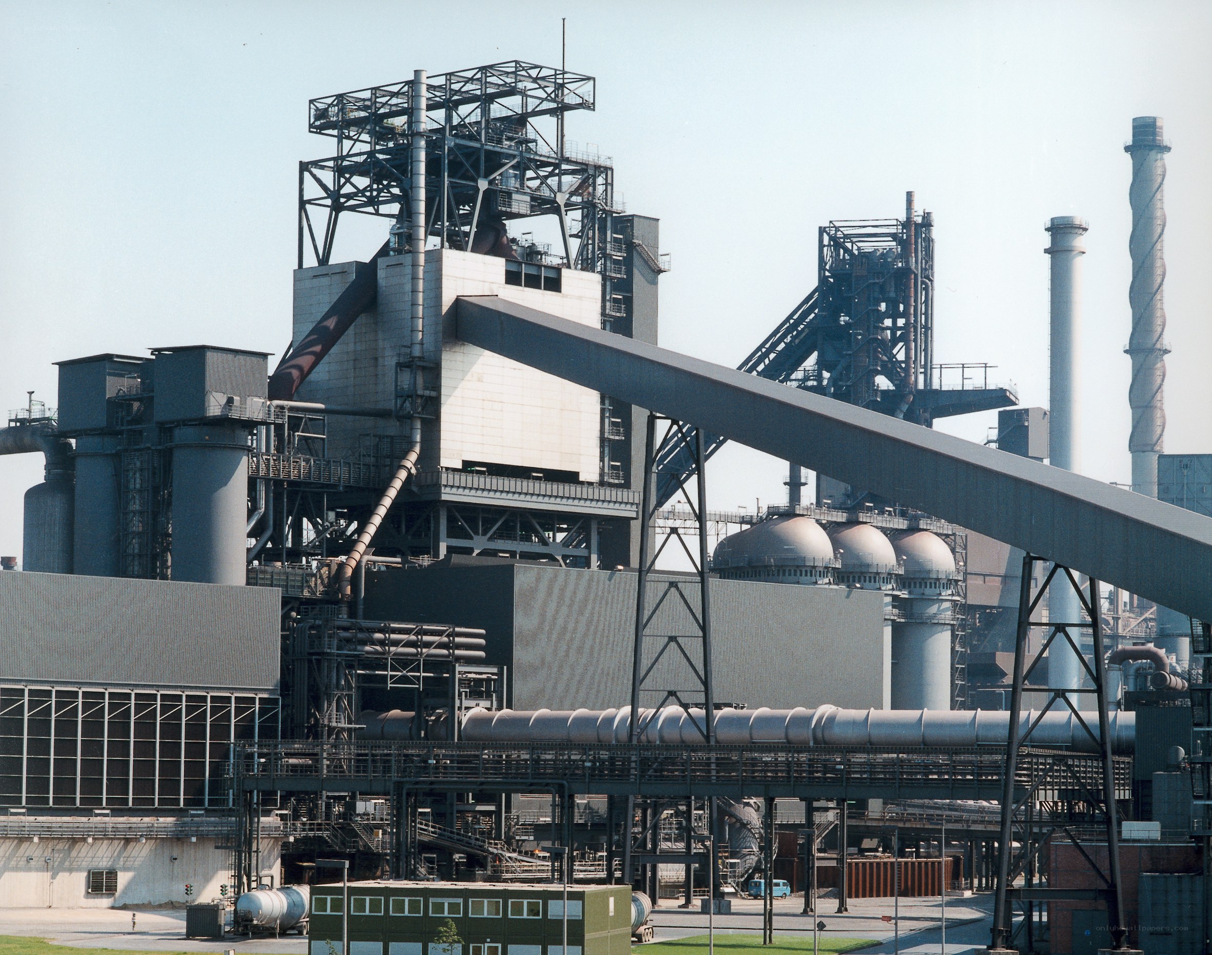 Industrial complex with blast furnace