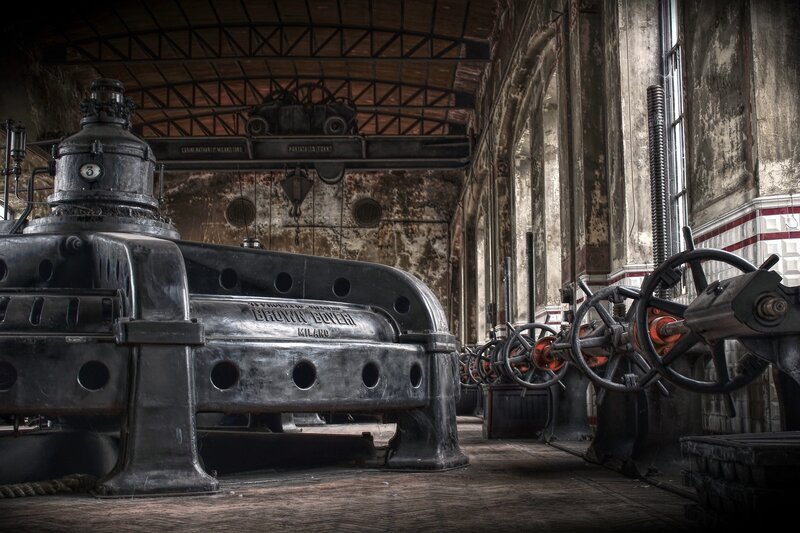 Industrial Machinery in Hall