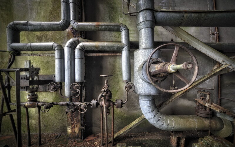 Industrial Pipes and Valves