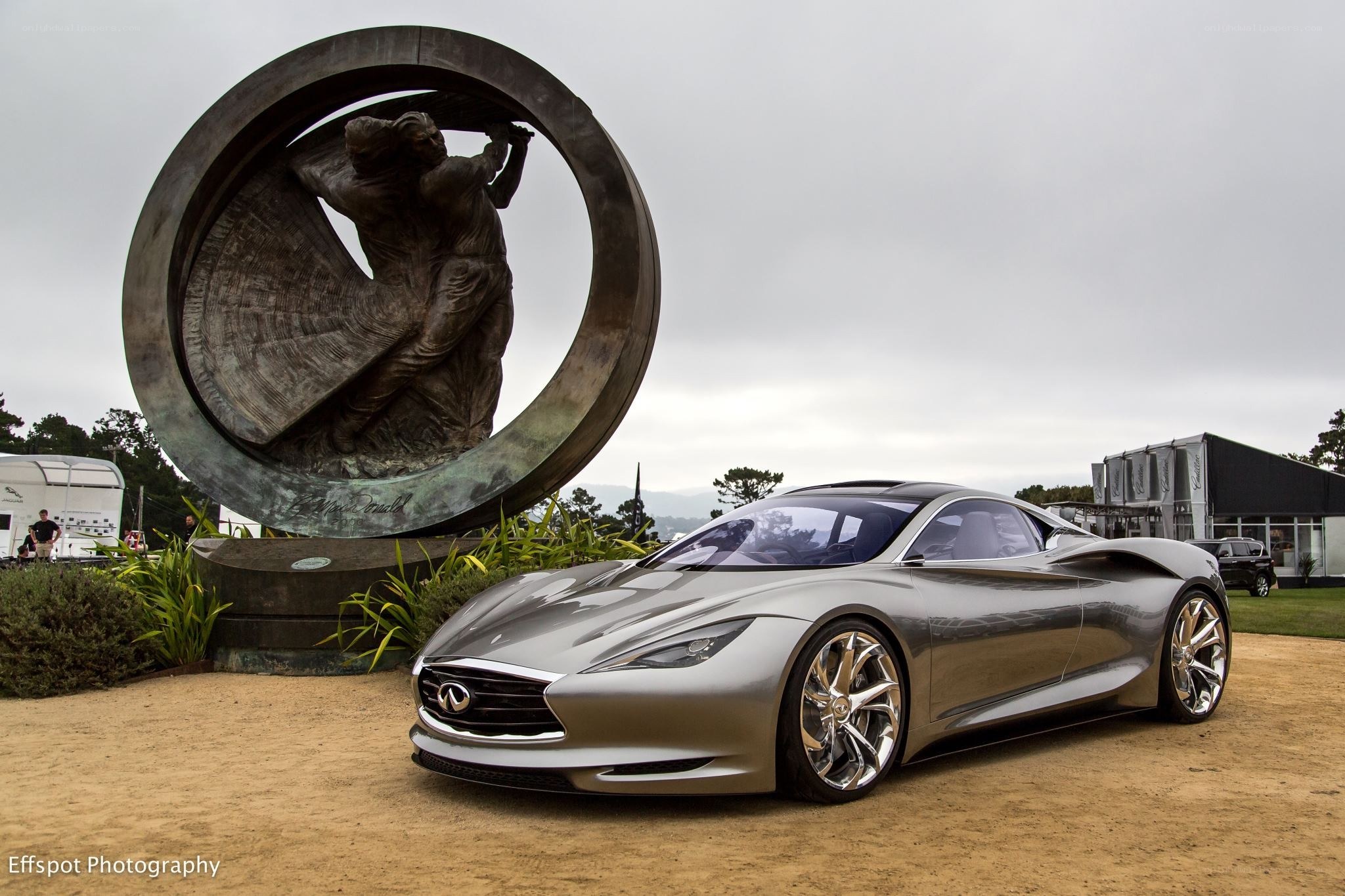 Infiniti Concept Car Display