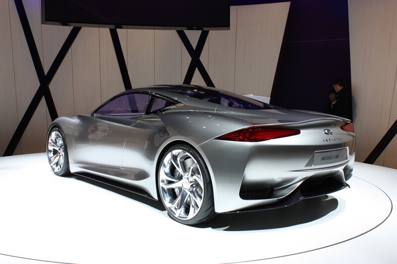 Infiniti Emerg-E concept car