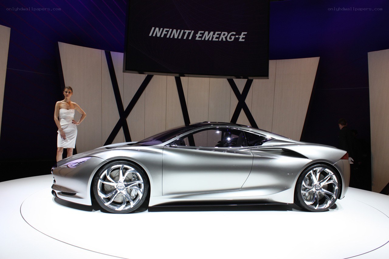 Infiniti Emerg-E concept car