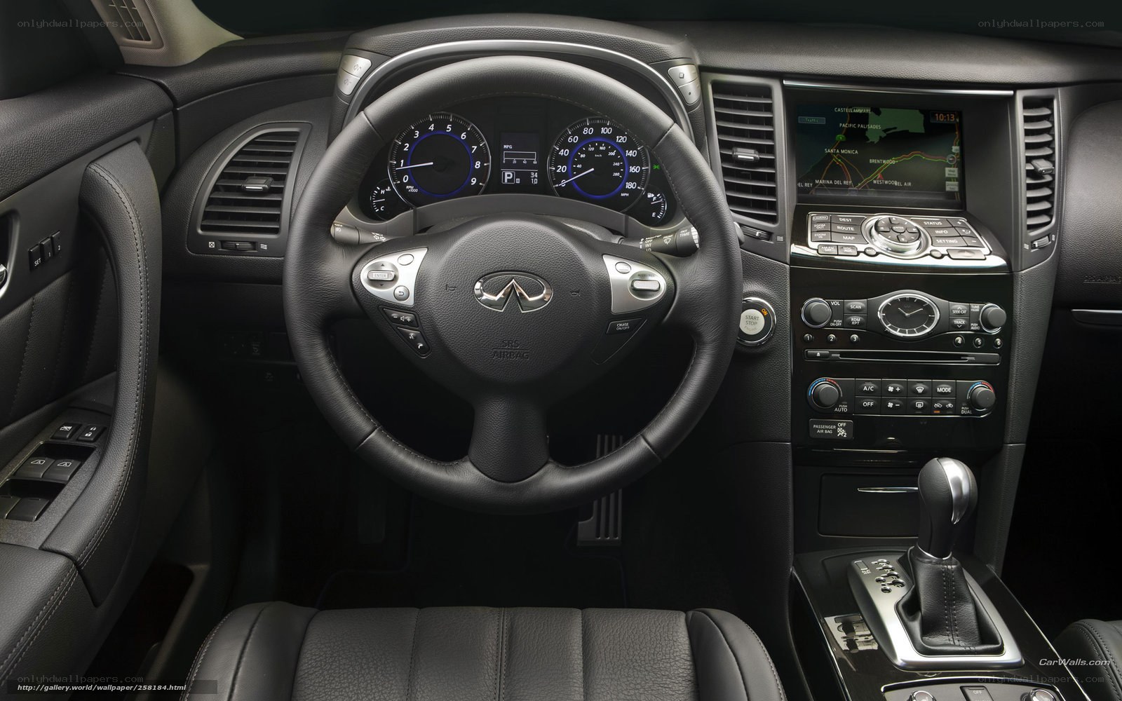 Infiniti G37 interior dashboard