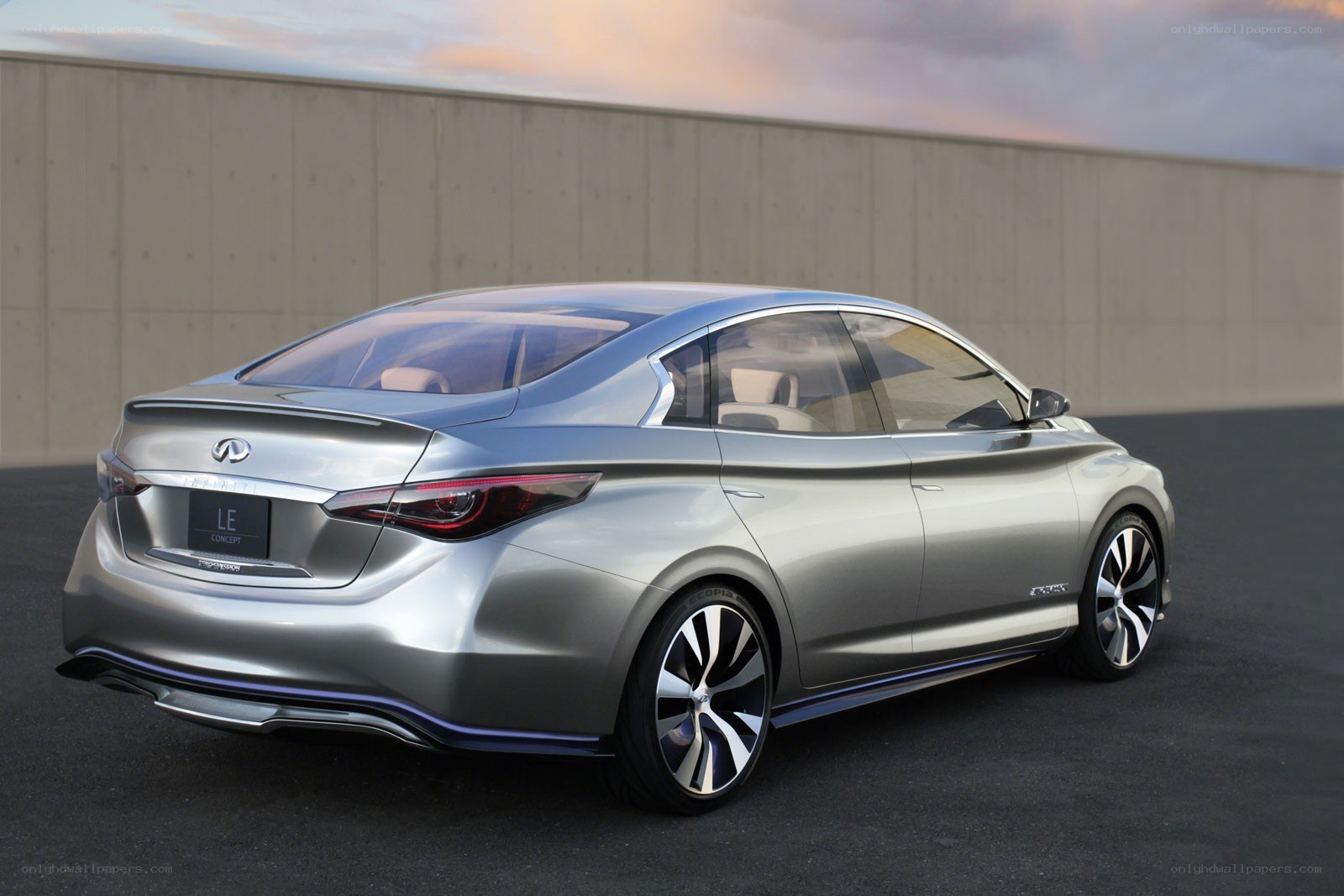 Infiniti LE Concept car
