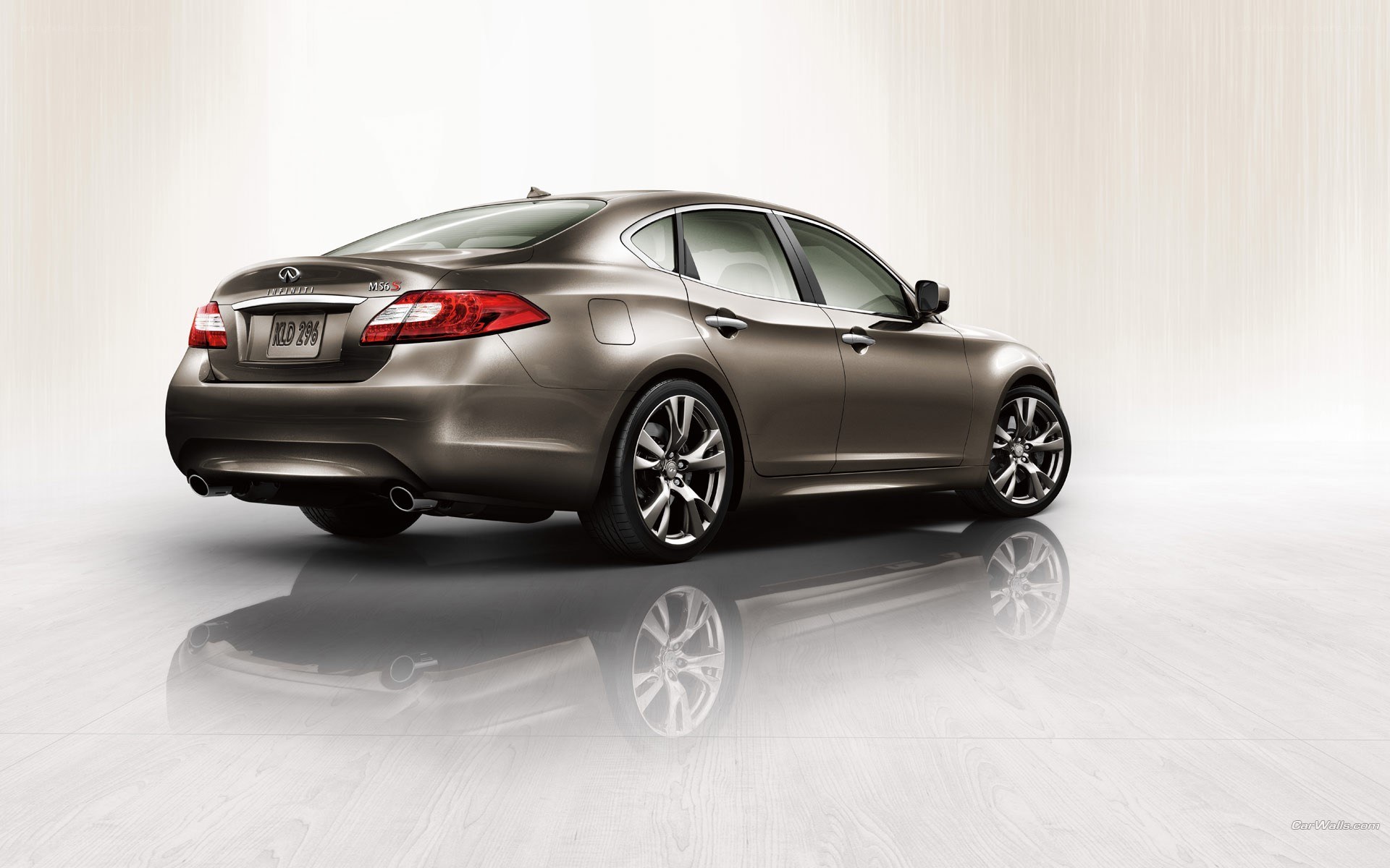 Infiniti M35h sedan