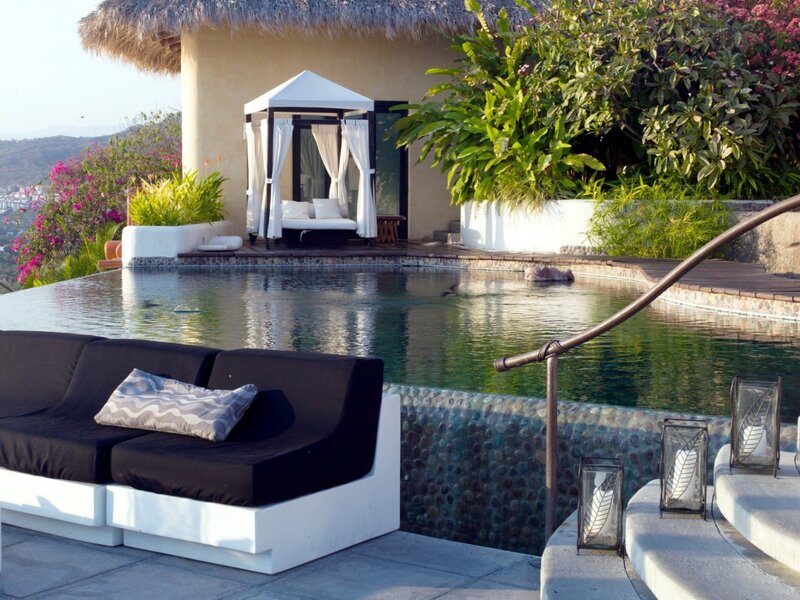 Infinity Pool with Cabana — Black, Serene
