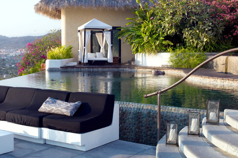 Infinity Pool with Cabana — Black