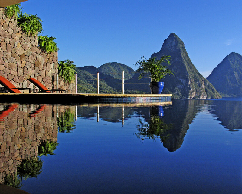 Infinity Pool with Mountains — Blue, Serene