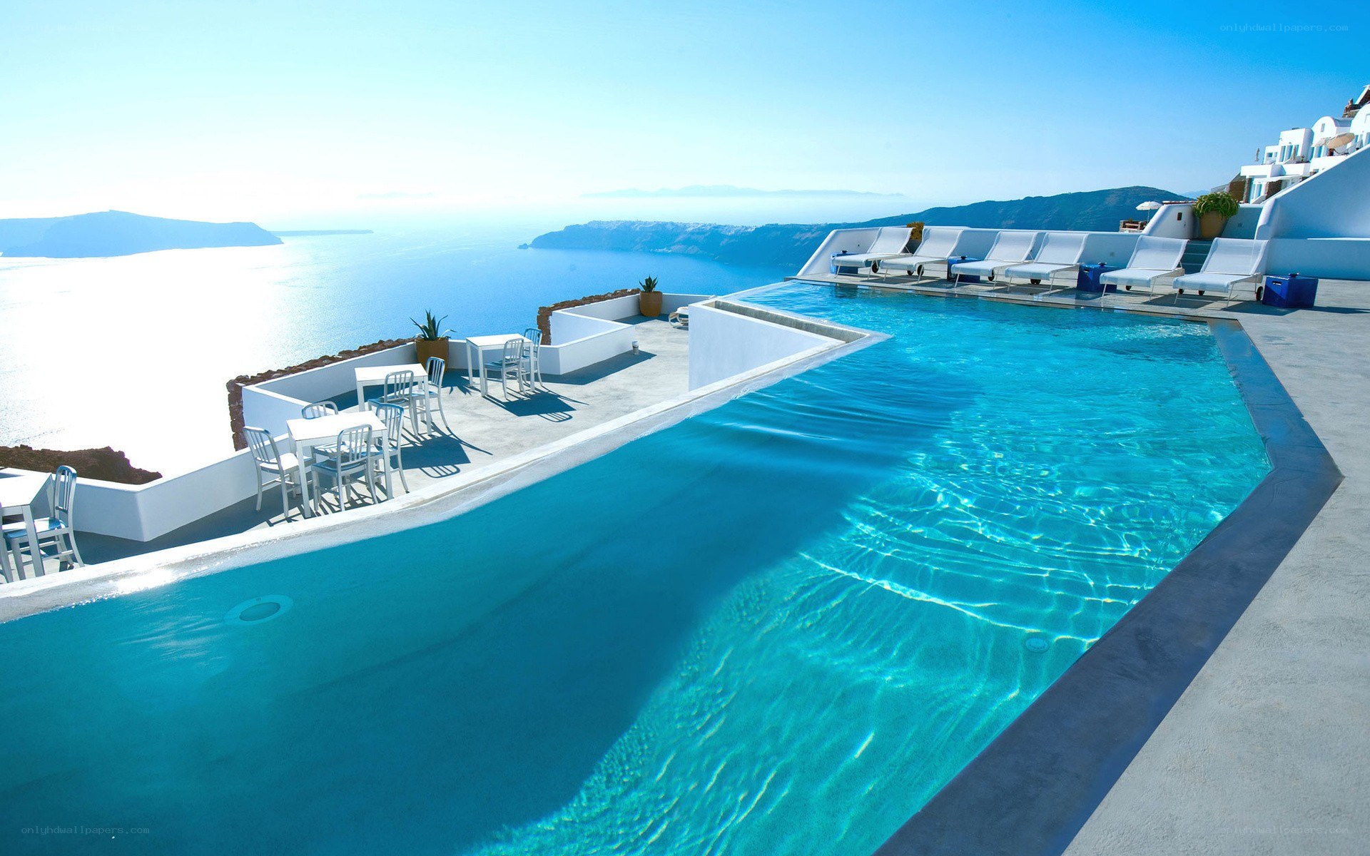 Infinity pool with ocean view