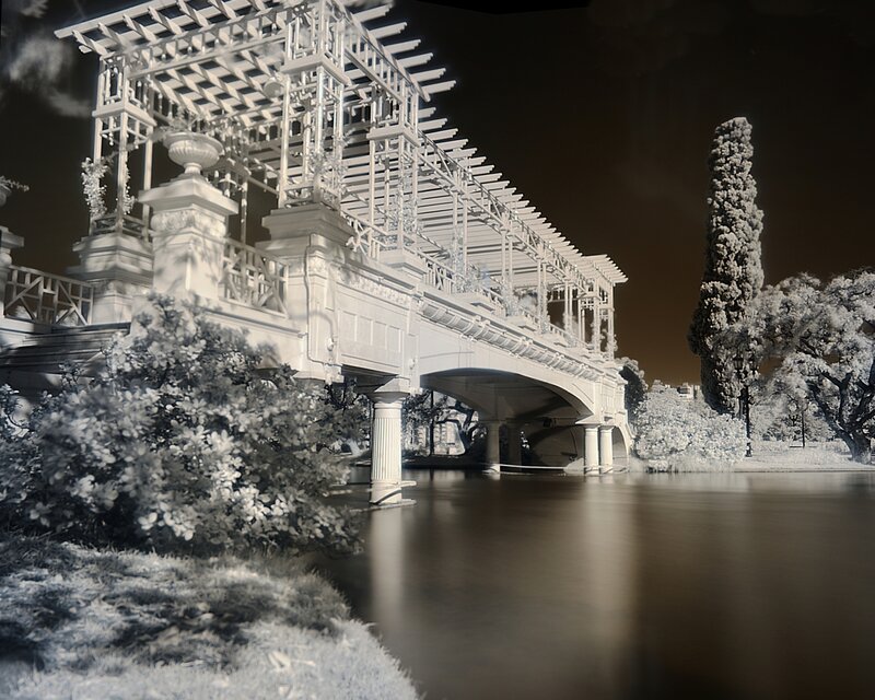 Infrared bridge over water