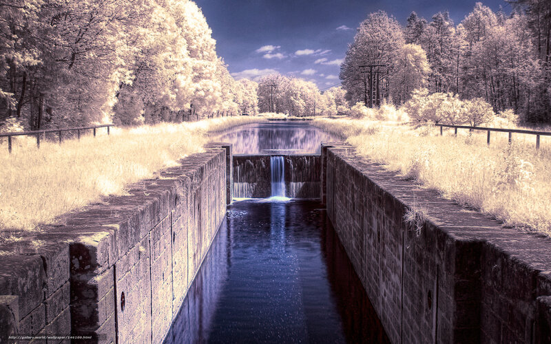 Infrared canal scene