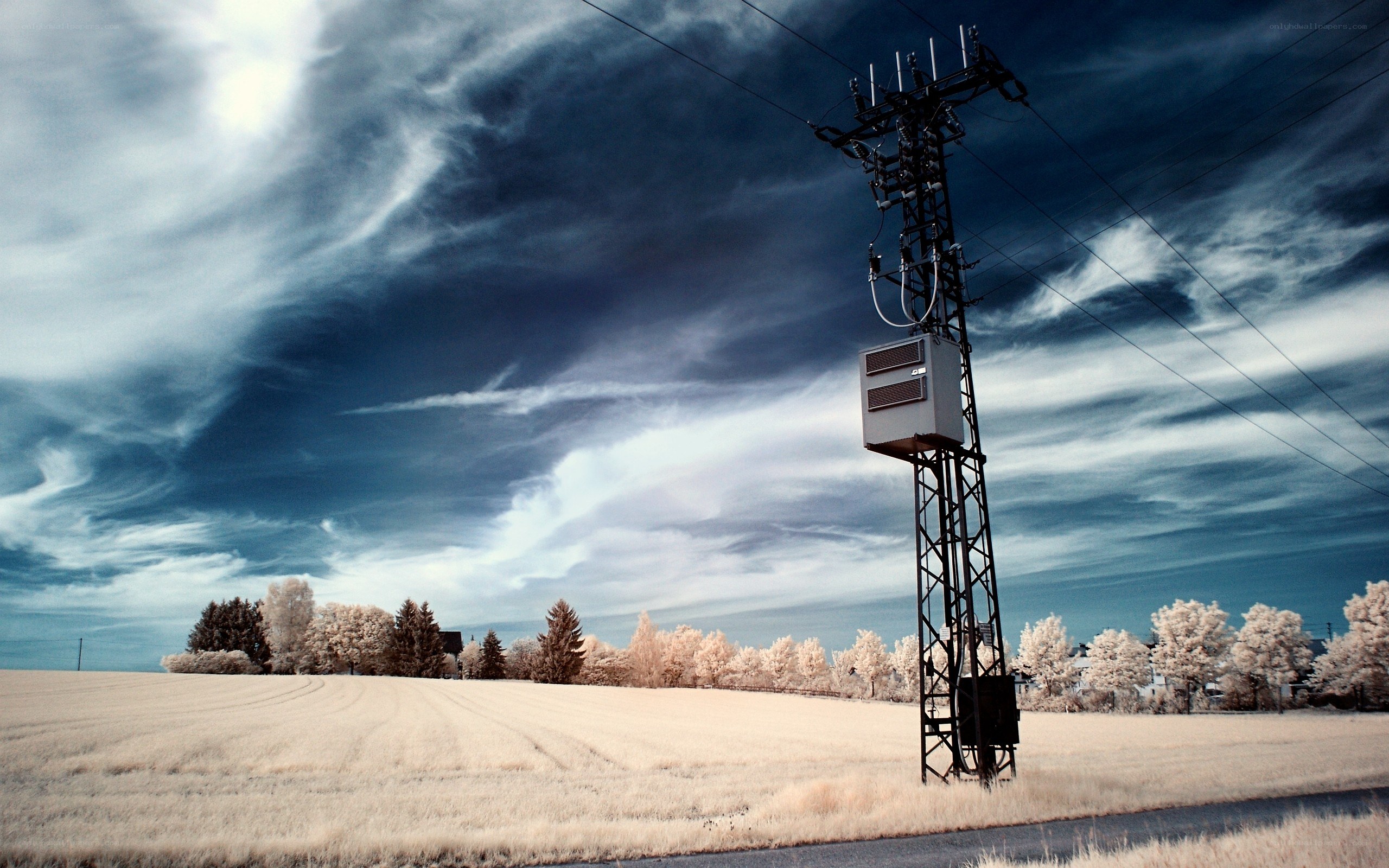 Infrared field with power line