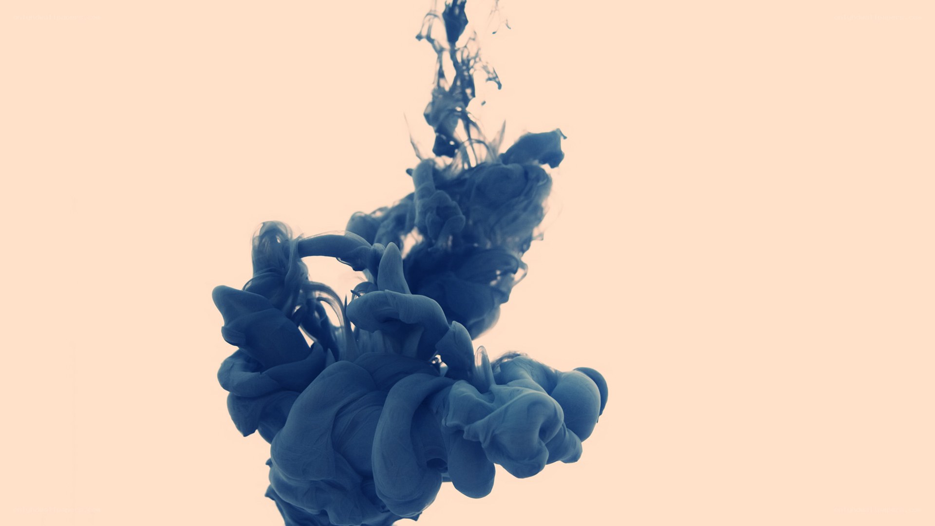 ink dispersing in water