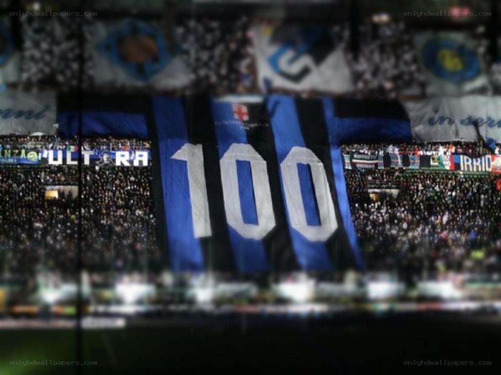 Inter Milan fans celebrate