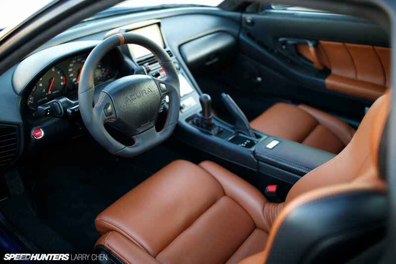 Interior of Acura NSX — Brown