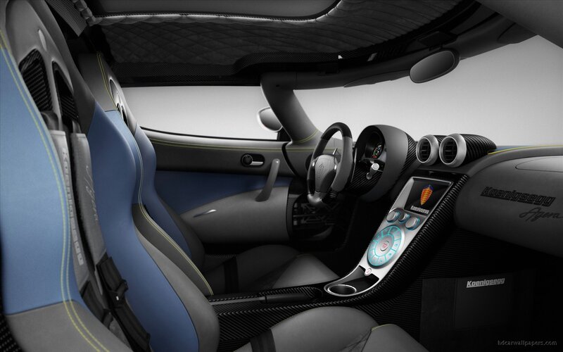 Interior of Koenigsegg Agera — Blue