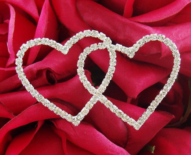 Interlocking Heart Brooch