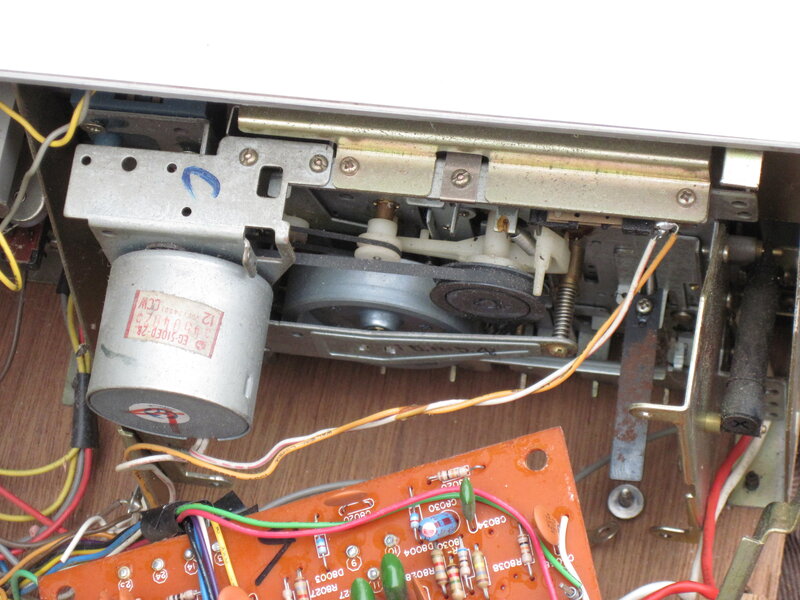internal view of a tape player