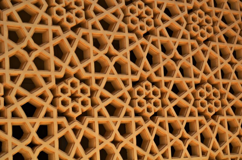 intricate geometric lattice pattern