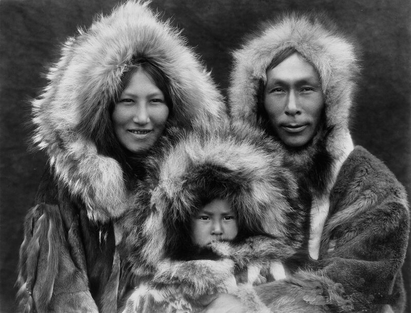 Inuit Family Portrait — Black