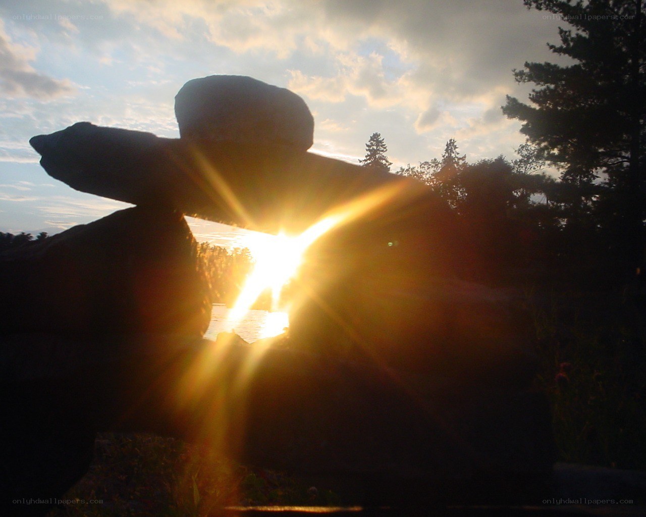 Inukshuk at sunset