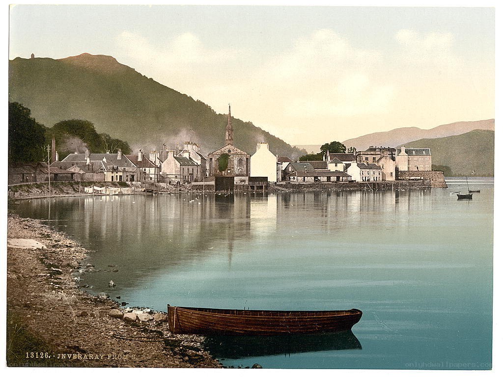 Inveraray from the shore