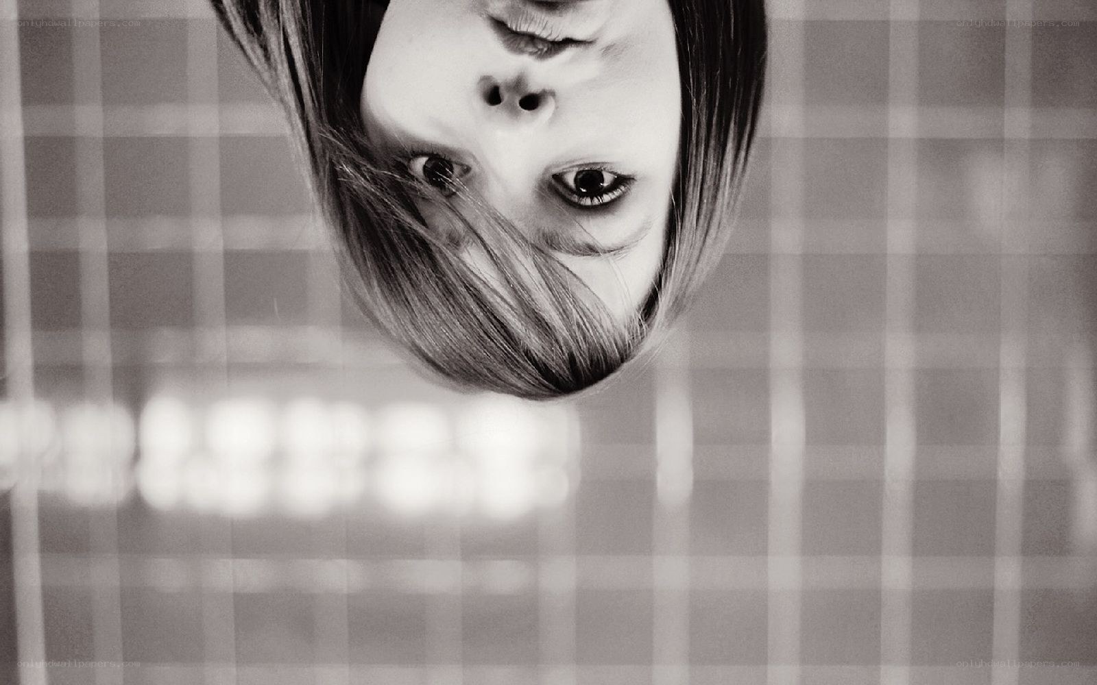 inverted face in grid