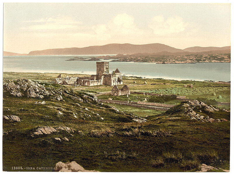 Iona Cathedral ruins