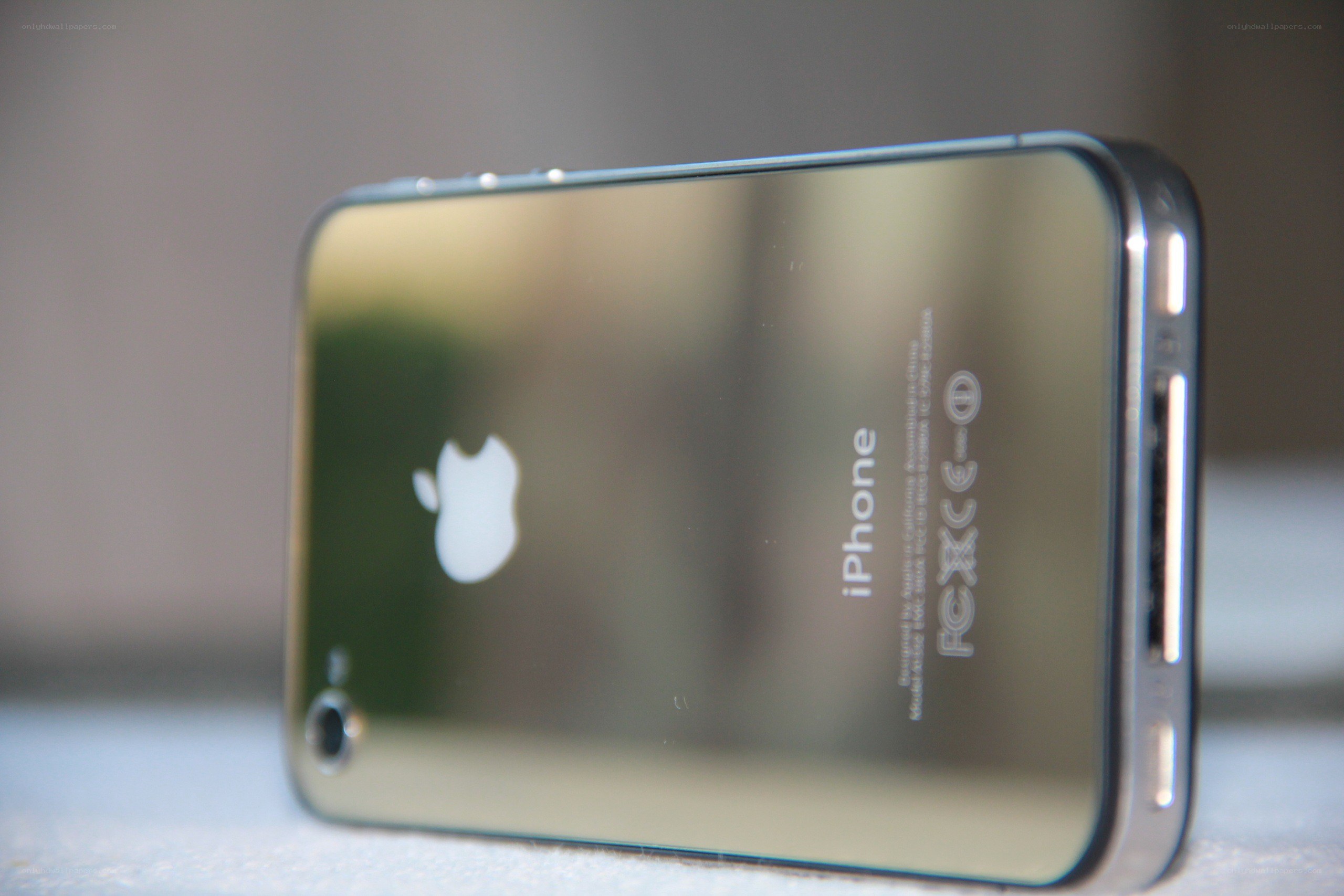 iPhone 4 rear view