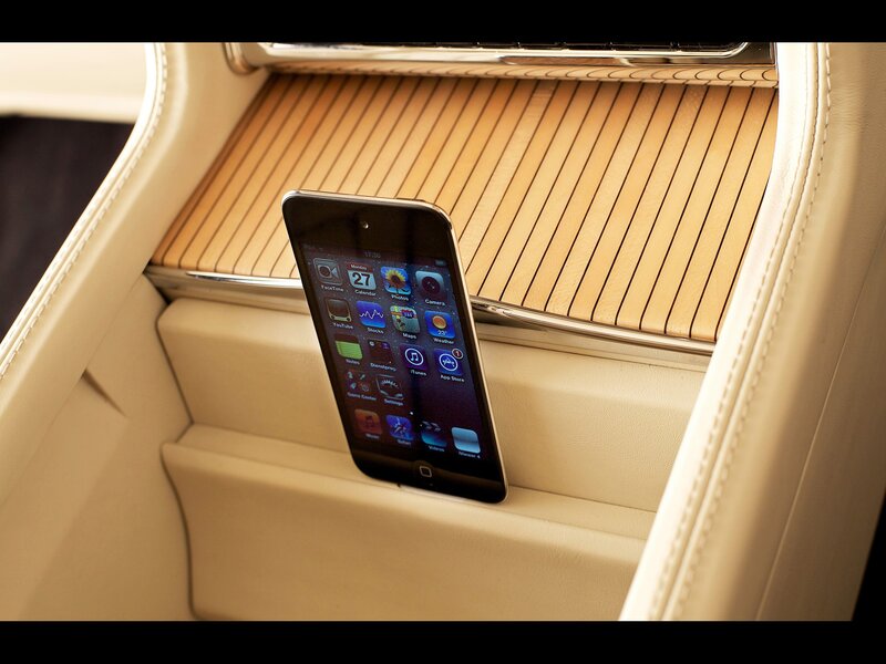 Ipod in Car Console — Beige