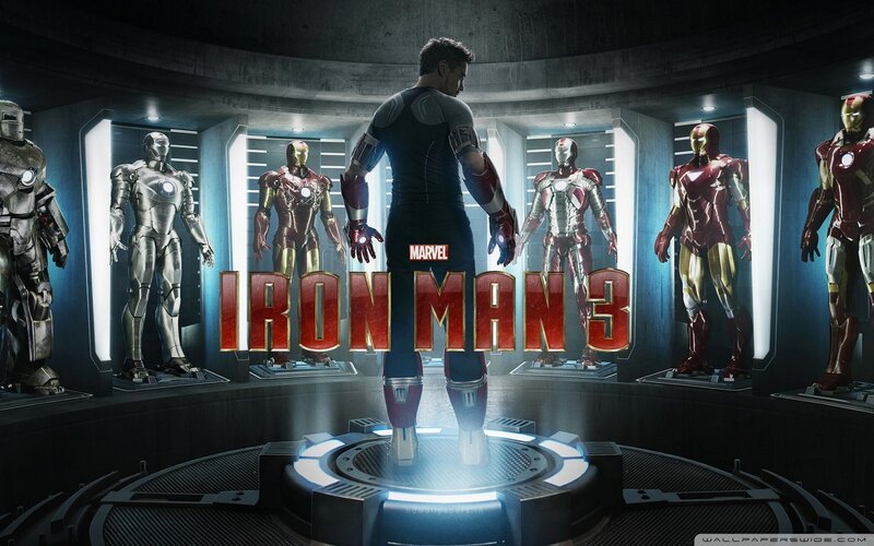 Iron Man Suit Display — Red