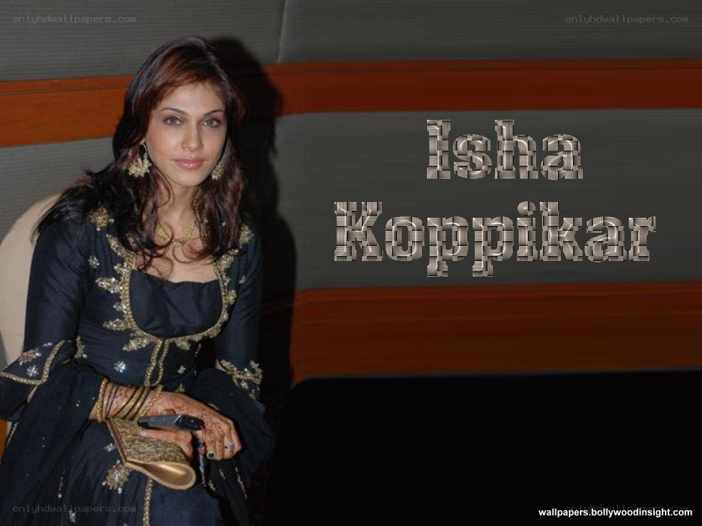 Isha Koppikar in black outfit
