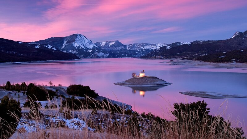 Island Chapel in Lake