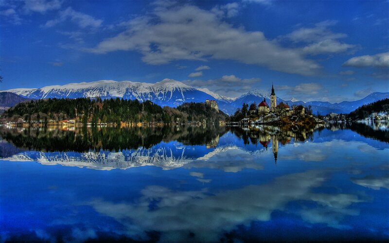 Island Church in Lake