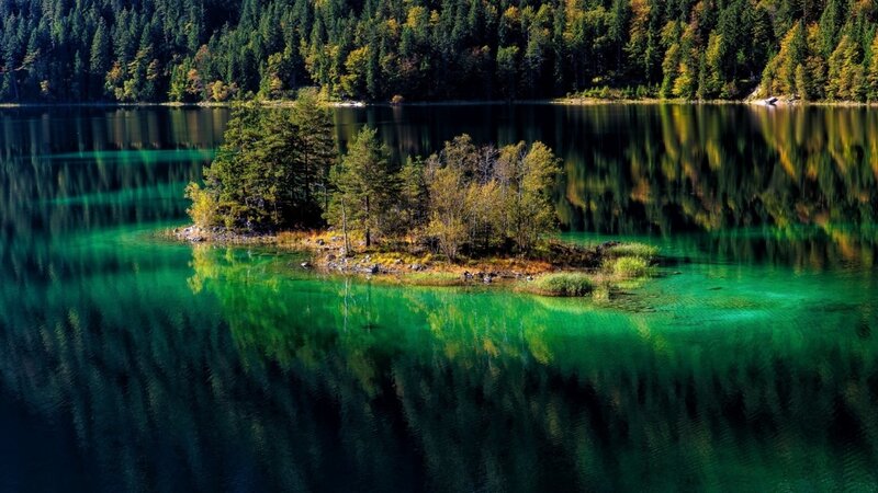 Island in Green Lake — Serene, Autumn