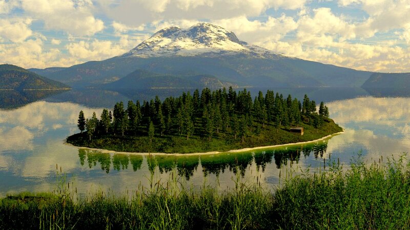 Island in Lake with Mountain