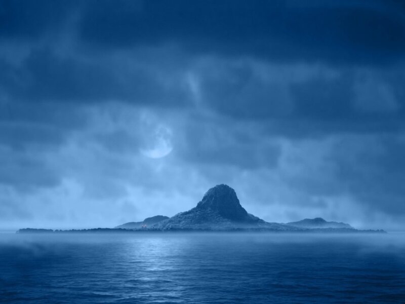 Island under Moonlight