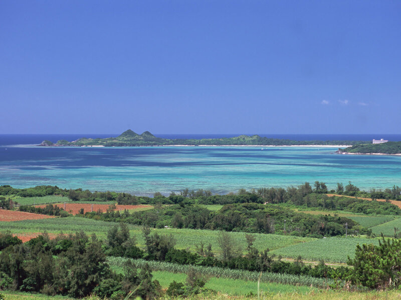 Island view with turquoise water