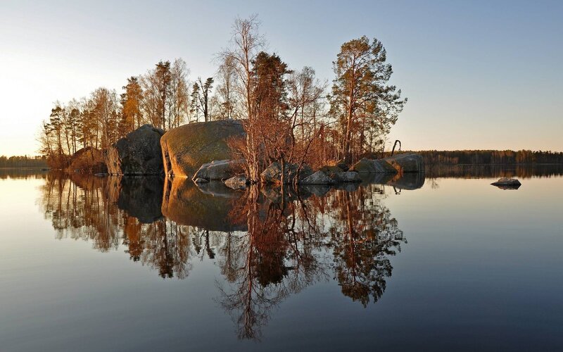 Island with Trees and Rocks — Blue