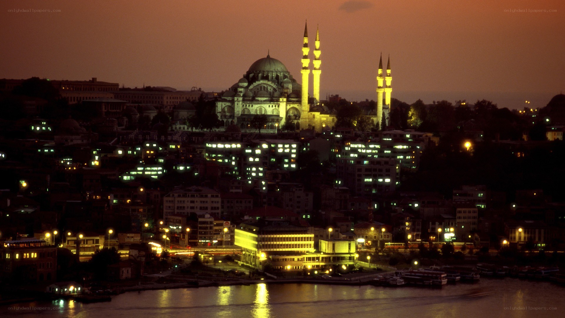 Istanbul mosque at dusk