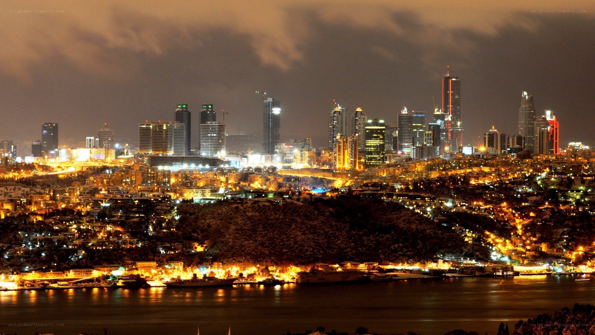 Istanbul skyline at night