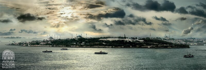 Istanbul Skyline — Gray