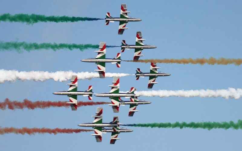 Italian aerobatic team in formation