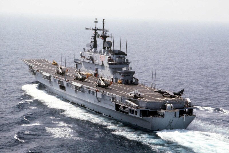 Italian aircraft carrier at sea