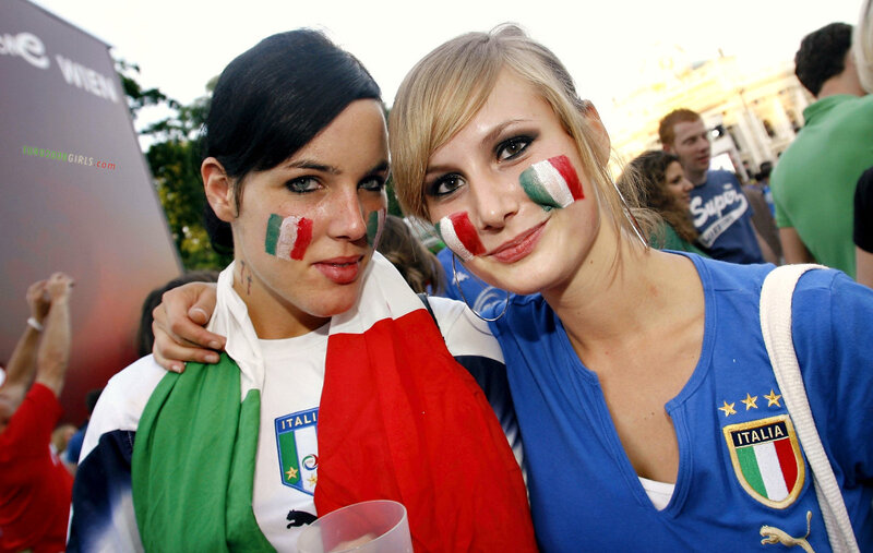Italian fans at Euro 2008