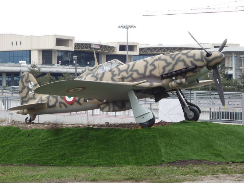 Italian Fighter Plane — Green