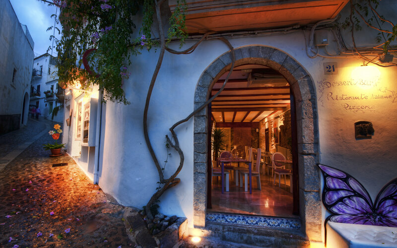 Italian Restaurant Entrance — White
