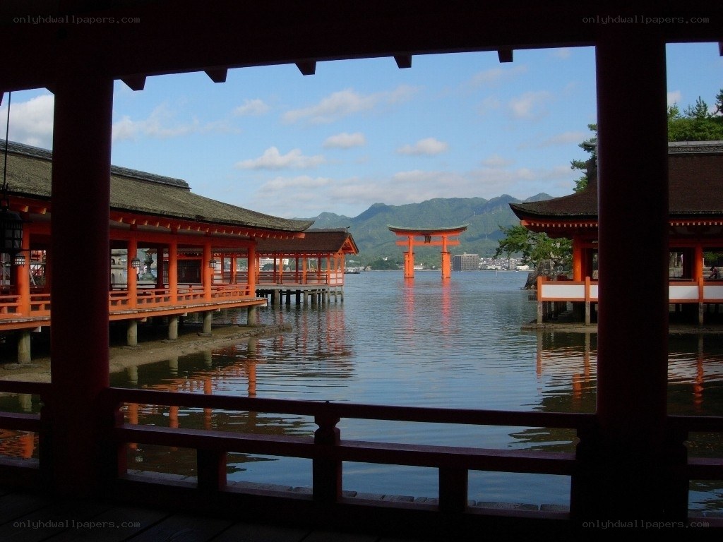 Itsukushima Shrine view